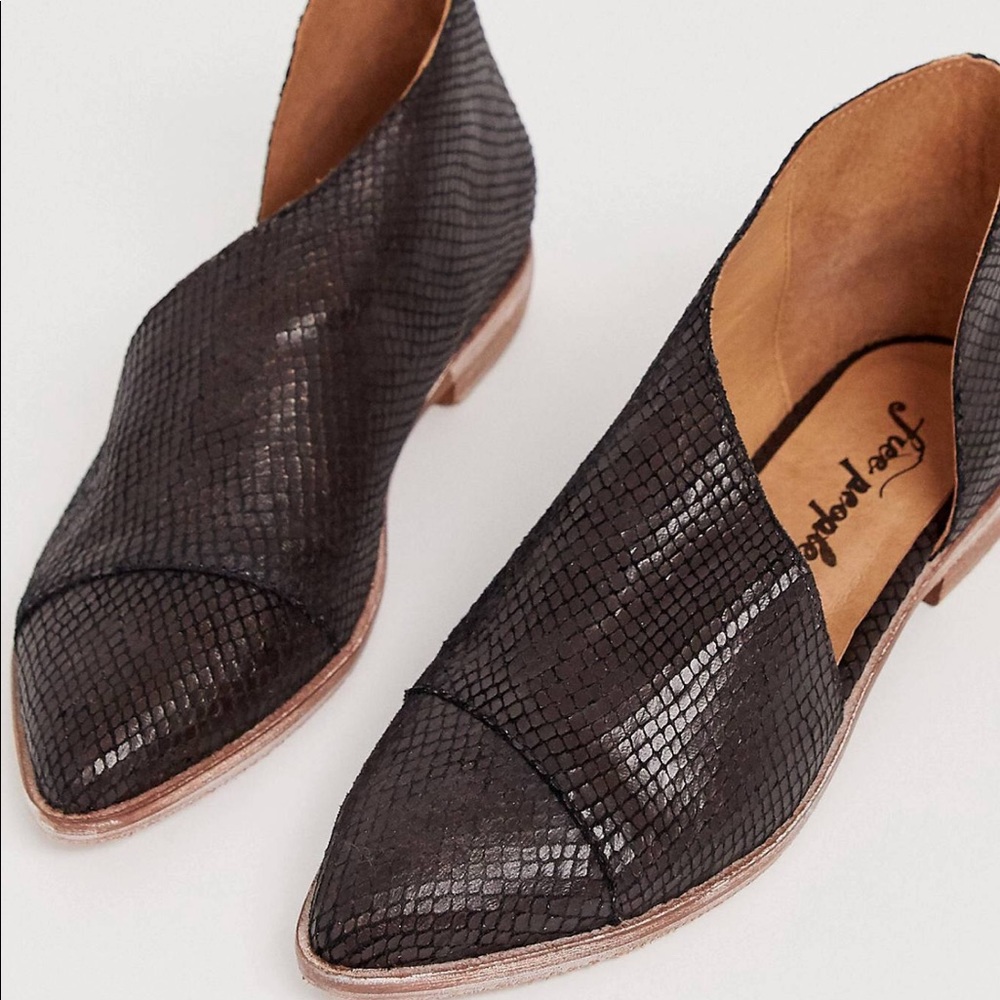 Free People Royale Flat